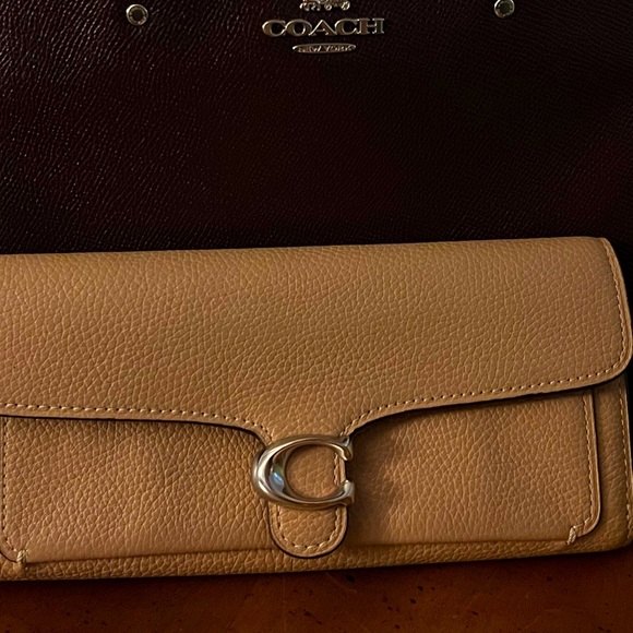 Coach Trifold Wallet - Picture 2 of 4